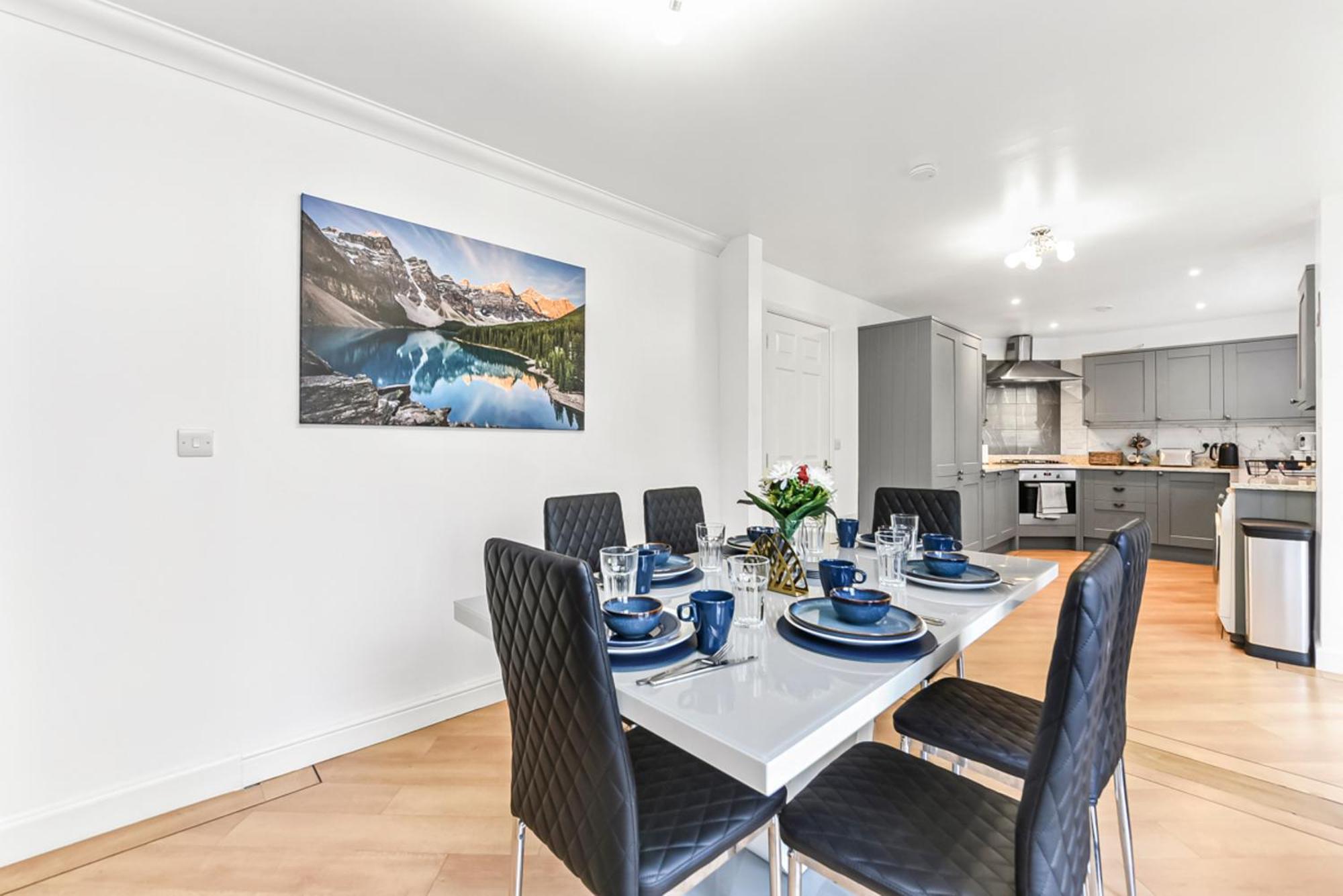 The Woodlands, Shortstay, Ideal For Families, Relocation, Contractors, Travel Stay Horley Bagian luar foto